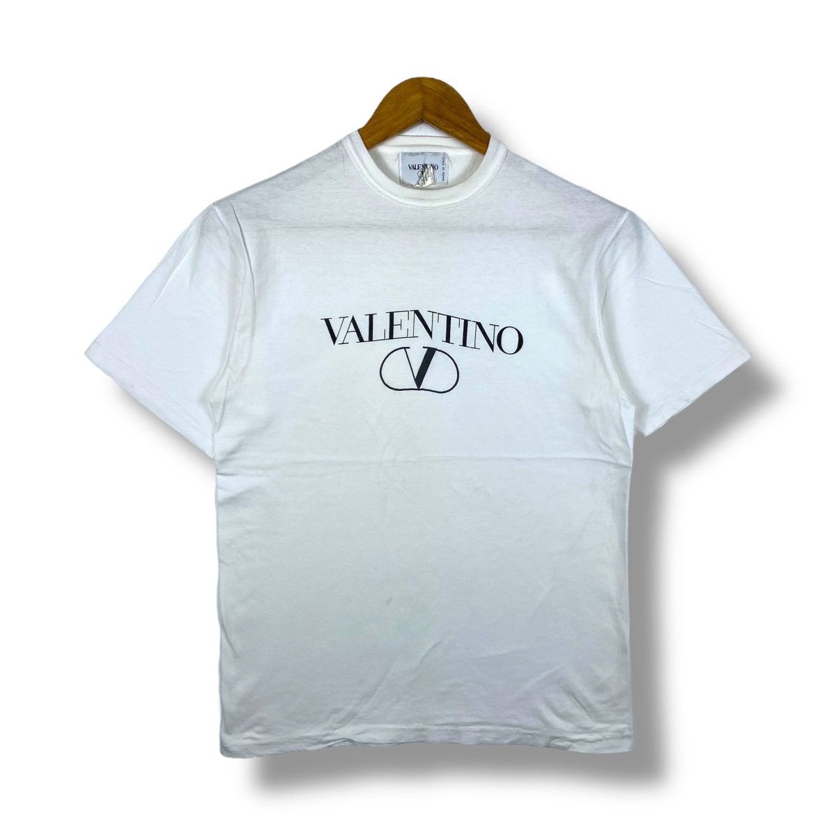 Vintage 90's VALENTINO Logo Made In Italy Graphic Tee Shirt