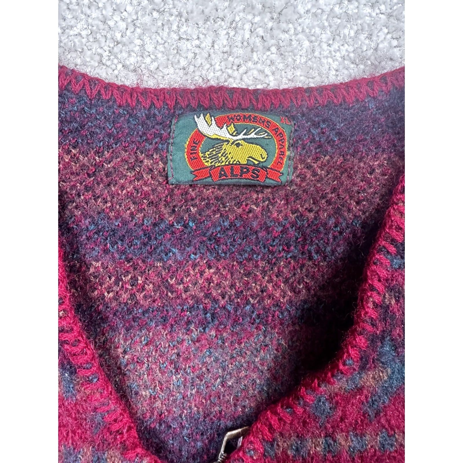 Vintage VINTAGE Alps Sweater Vest Women’s XL 100% Wool Fair Isle Red Aztec Southwestern V3J Size XL / US 12-14 / IT 48-50 - 3 Thumbnail
