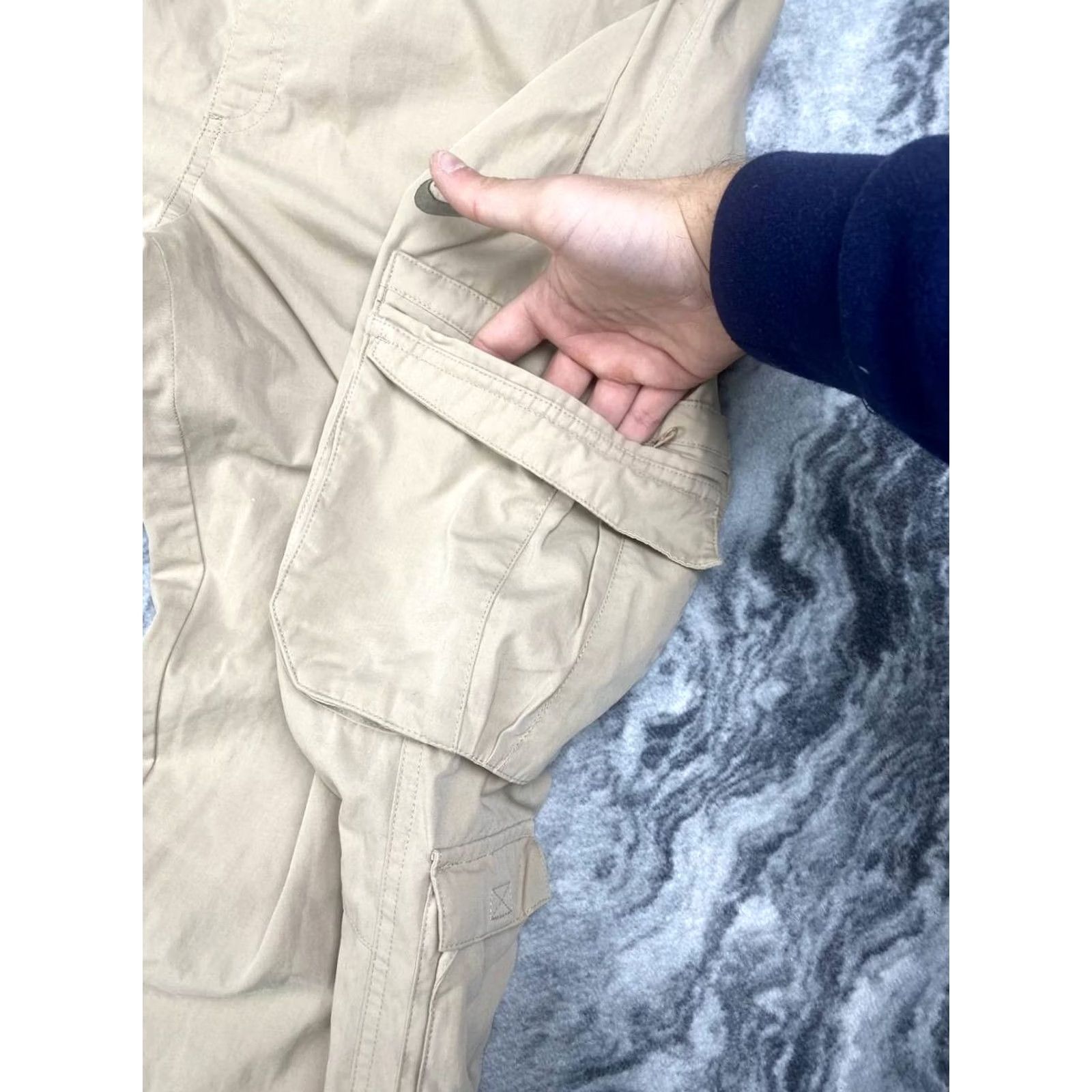 Nike VINTAGE Nike 00s Cargo Baggy Pants Men Size L Beige Wide-Leg Track Pants Pockets Drawstring Size US 33 - 5 Thumbnail