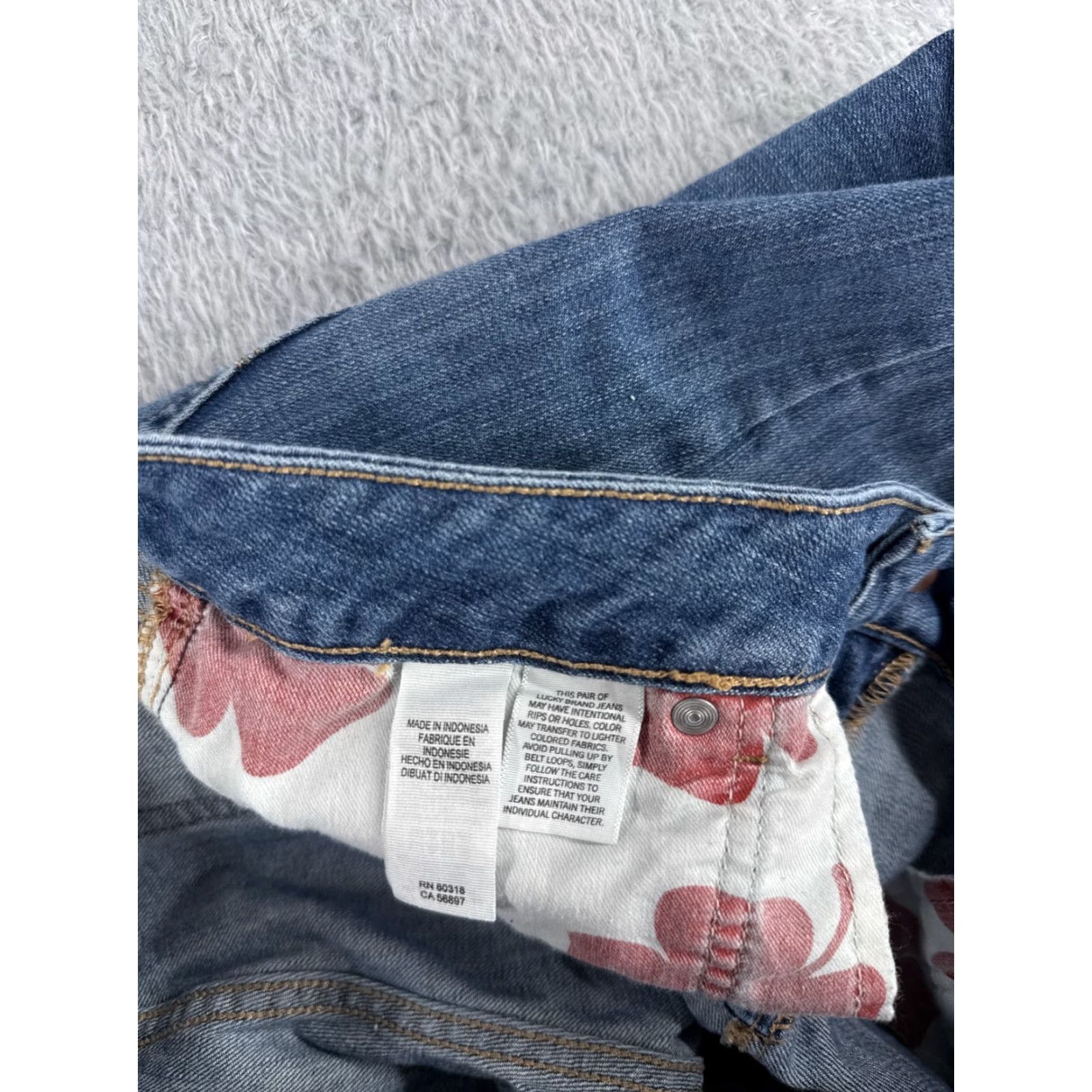 Lucky Brand Lucky Brand Jeans Women 14 Blue Denim Bootcut Mid Rise Cotton Blend 32x30 Vintage USA 5-Pocket Mens? Size 36" / US 14 / IT 50 - 7 Thumbnail