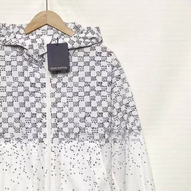 Louis Vuitton Louis Vuitton FW22 Check Dot Windproof Jacket. Size US M / EU 48-50 / 2 - 3 Thumbnail