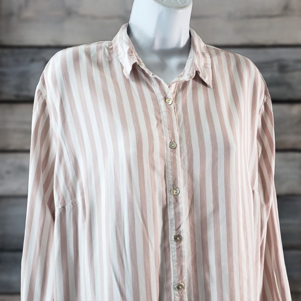 Vintage A New Day Shirt Womens Button Front Top L pink white stripe Long Sleeve Rayon Vintage No Size L / US 10 / IT 46 - 1 Thumbnail