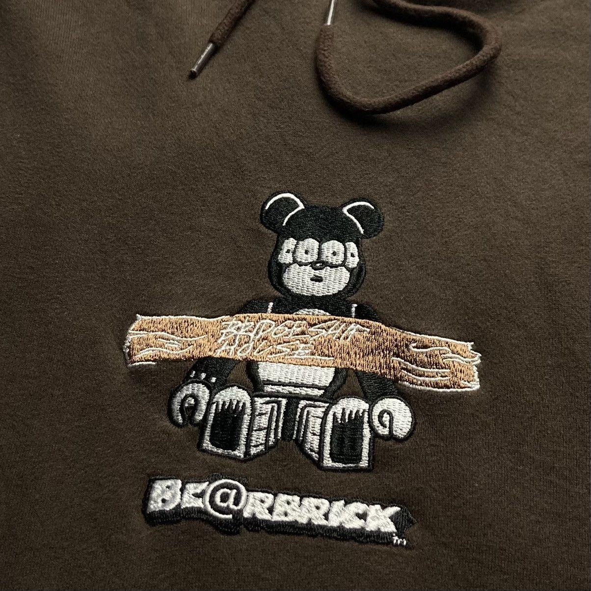 Medicom Toy BRIDGE SHIP HOUSE x MEDICOM BEARBRICK PULLOVER HOODIE Size US M / EU 48-50 / 2 - 12 Thumbnail