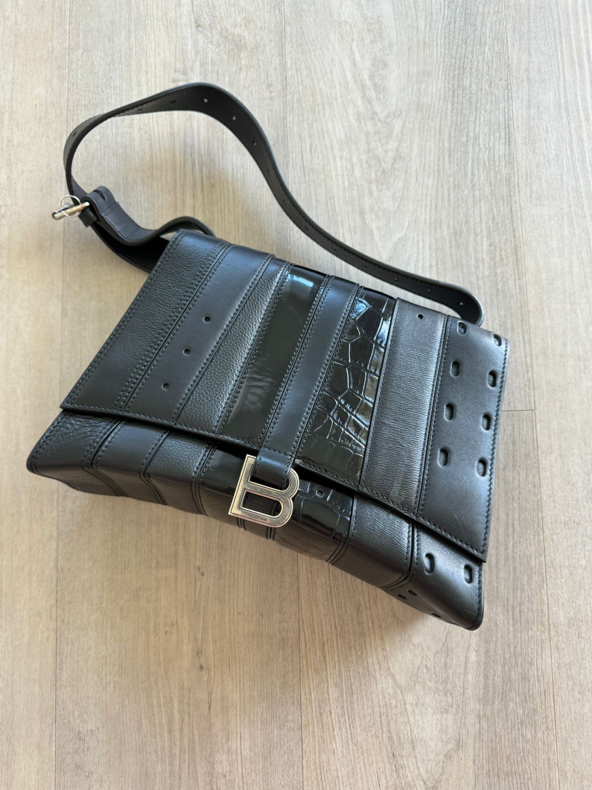 Balenciaga Hourglass Multibelt Leather Top Handle Bag in Black, Men's
