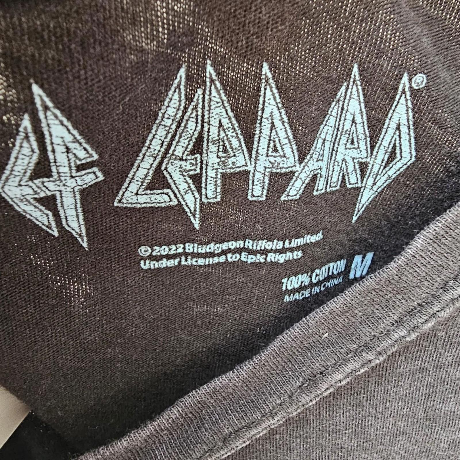 Other Women's Black and Grey Def Leppard T-shirt Size M / US 6-8 / IT 42-44 - 3 Thumbnail