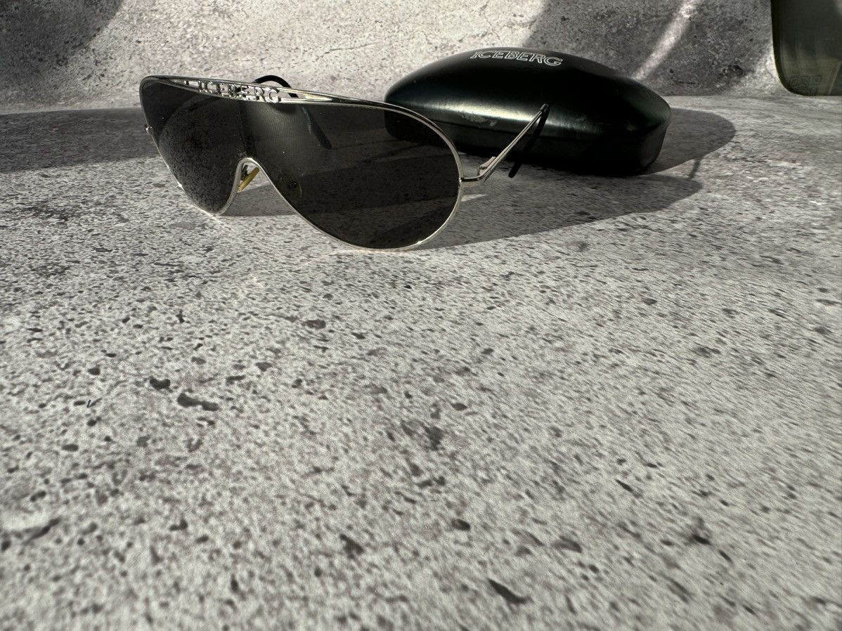 Iceberg × Vintage Iceberg Sunglasses IC51202 Vintage Size ONE SIZE - 5 Thumbnail