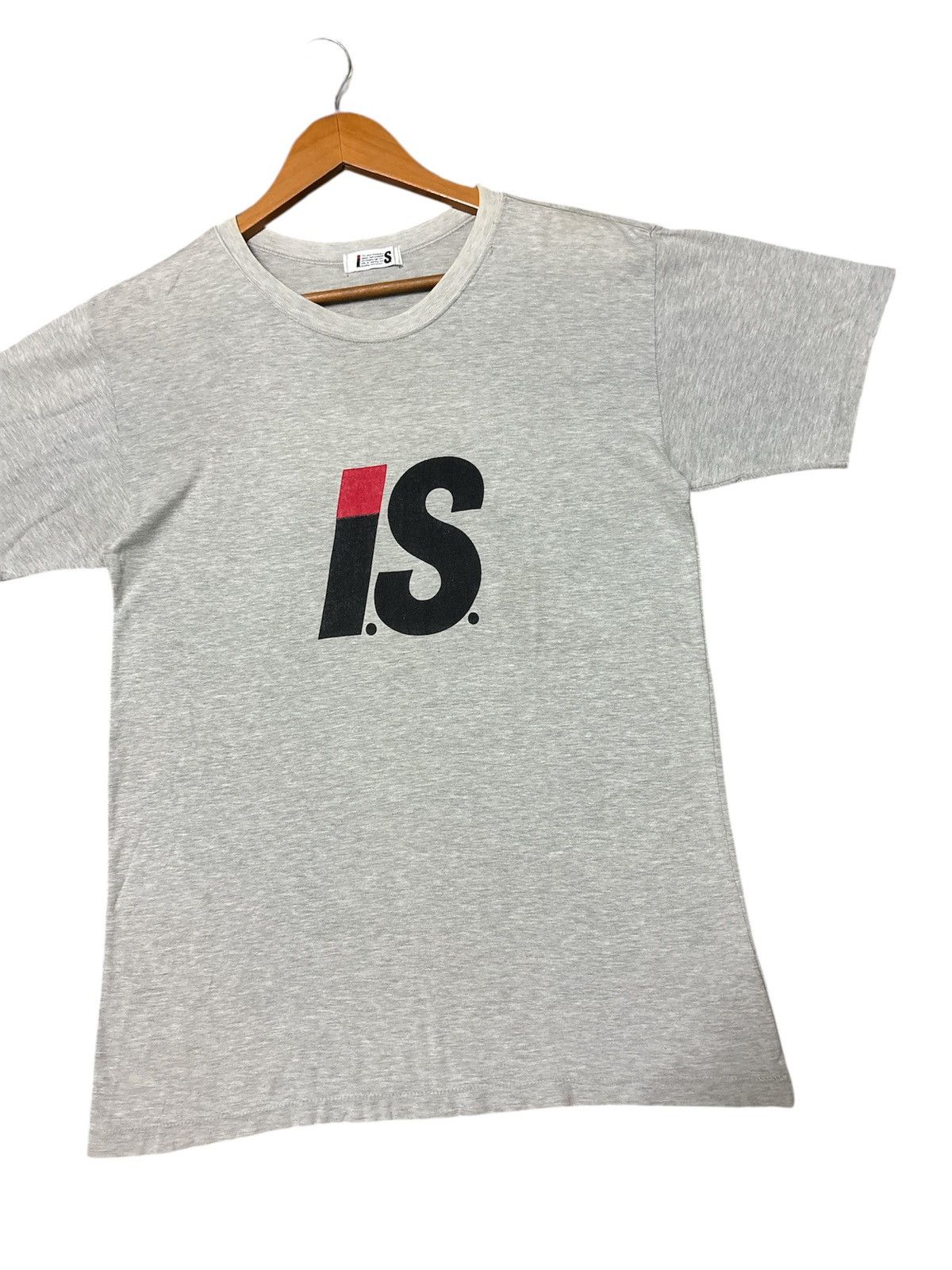 Issey Miyake ‼️RARE‼️VINTAGE ISSEY MIYAKE ‘IS’ BIG LOGO TSHIRT TEE🔥 Size US M / EU 48-50 / 2 - 2 Thumbnail