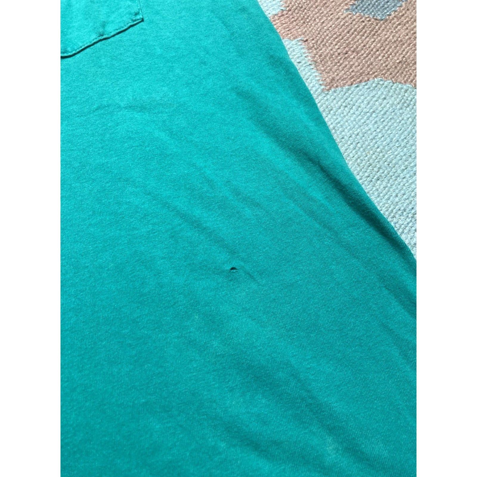 Fruit Of The Loom VINTAGE Fruit of the Loom T-Shirt Pocket Teal Turquoise Cotton Medium Mens 80s Size US M / EU 48-50 / 2 - 2 Thumbnail