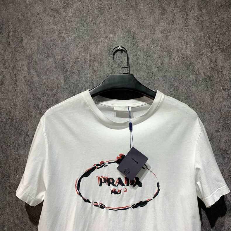Prada Prada Size XXXLShort sleeves 2501-Nextarrow Size US XXL / EU 58 / 5 - 5 Thumbnail