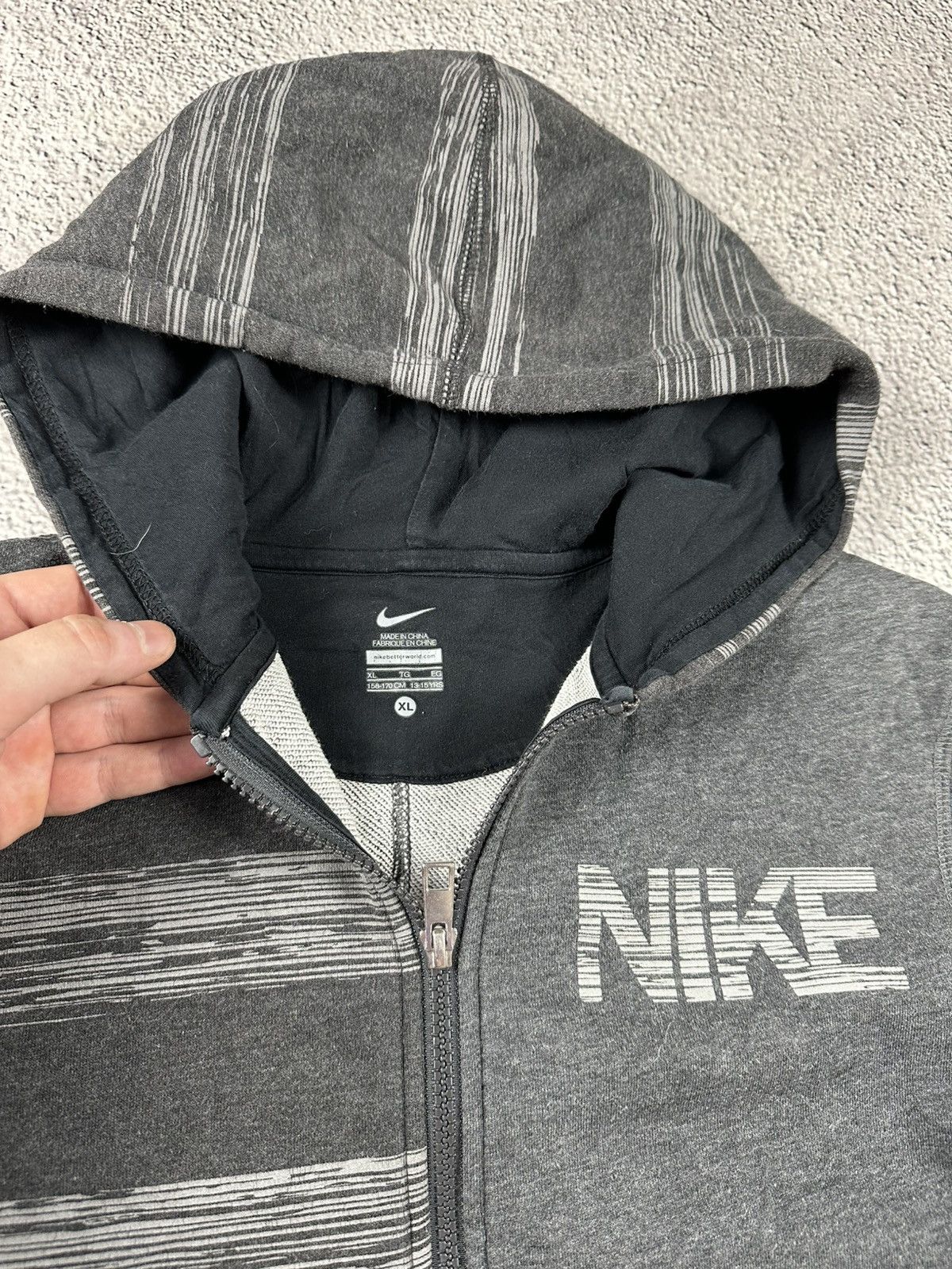 Nike Vintage Nike Full Zip Hoodie Y2K Sportwear Style Size US S / EU 44-46 / 1 - 10 Thumbnail