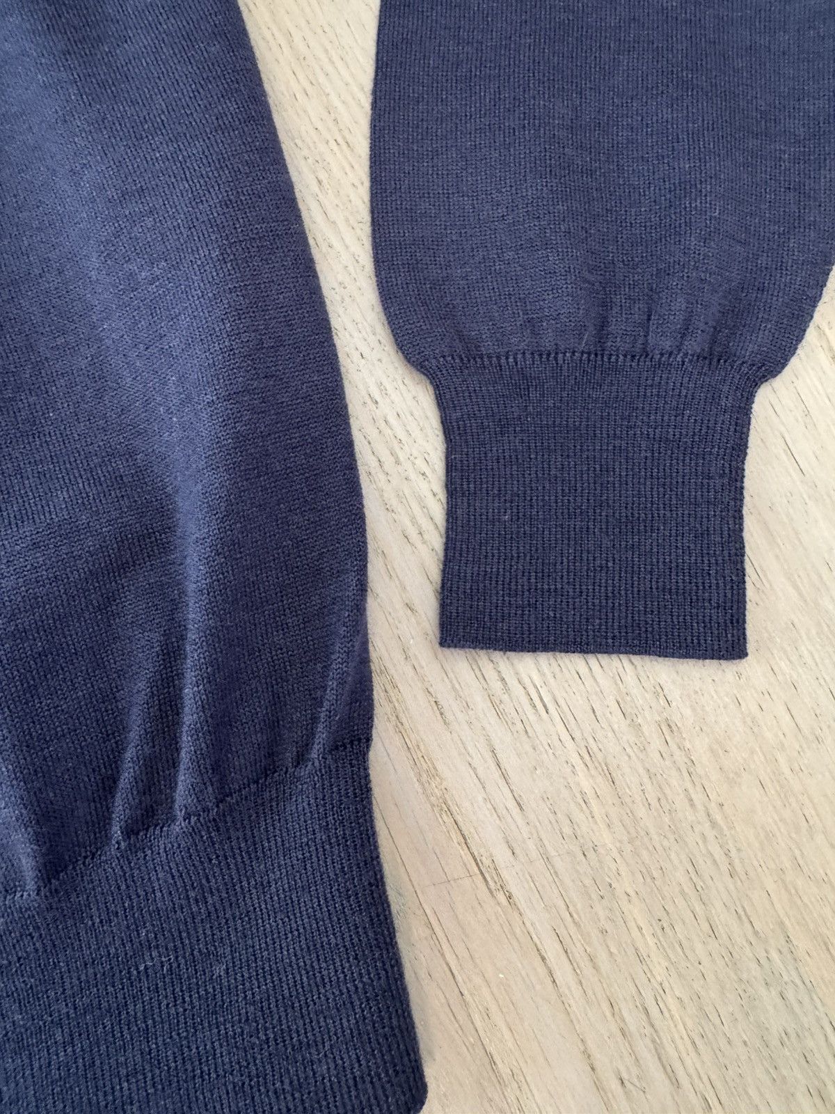 Canali CANALI wool knit polo SEE TAPE MEASUREMENTS IN PHOTOS Size US L / EU 52-54 / 3 - 13 Thumbnail