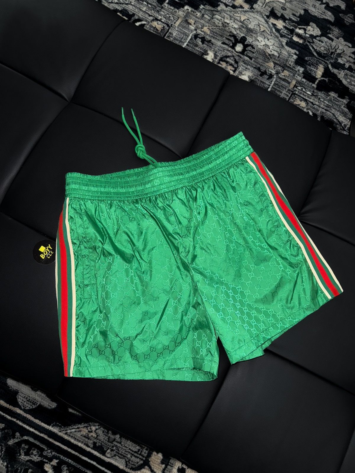 Gucci Gucci web swim shorts Size US 32 / EU 48 - 1 Thumbnail