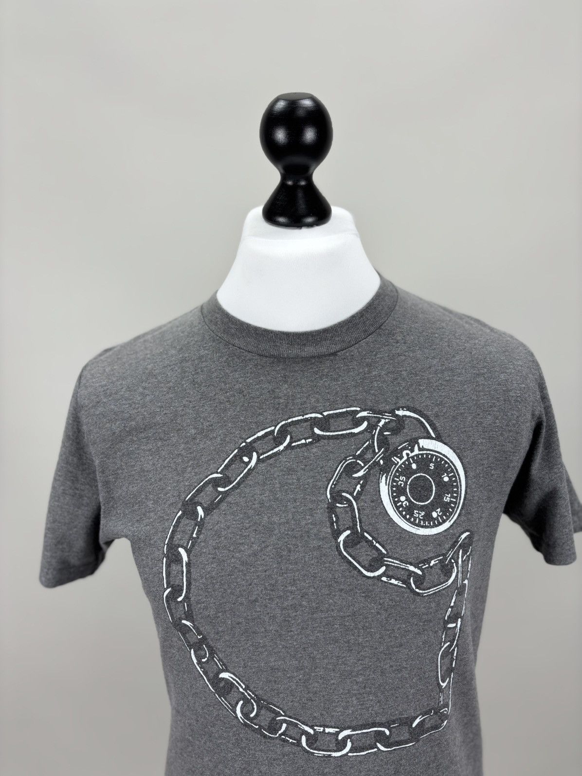 Carhartt Mens t shirt Carhartt Size S Color Gray Size US S / EU 44-46 / 1 - 3 Thumbnail