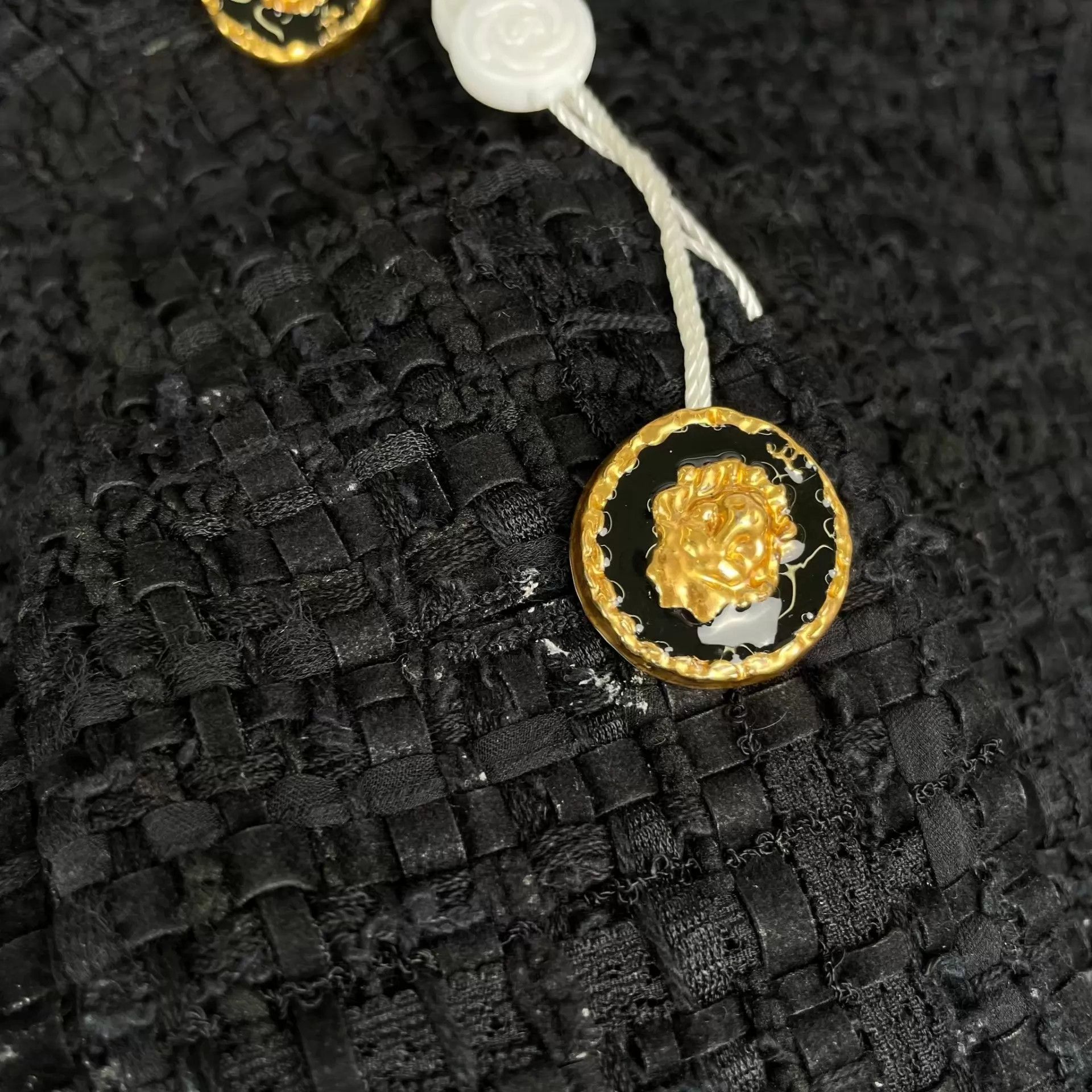 Chanel Chanel 21A Black Leather Chain 4P Woven LS Jkt 34 Size XS / US 0-2 / IT 36-38 - 9 Thumbnail