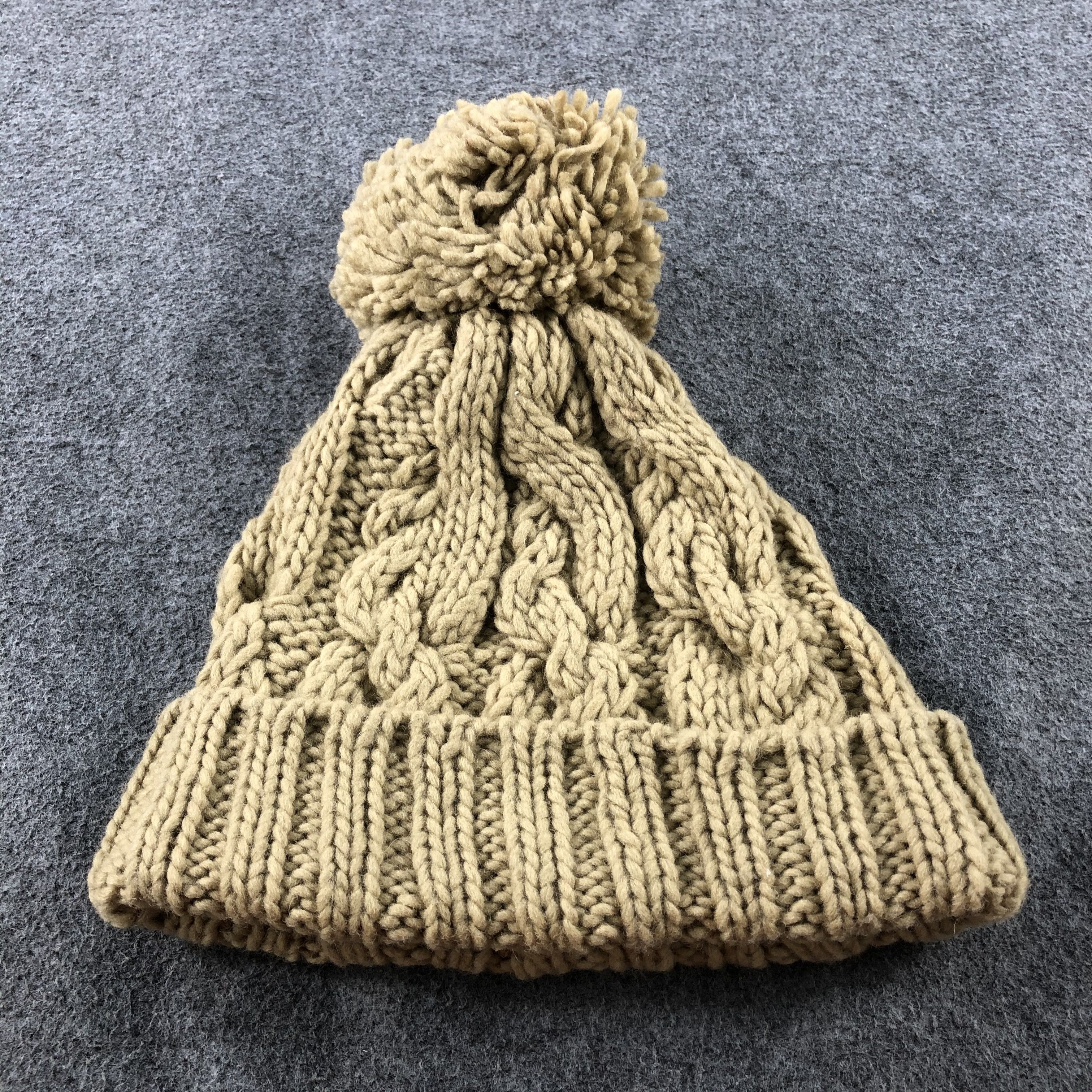 Japanese Brand Unknown Cable Knit Bobble Beanie Snowcap Snow Hat B455 Size ONE SIZE - 4 Thumbnail
