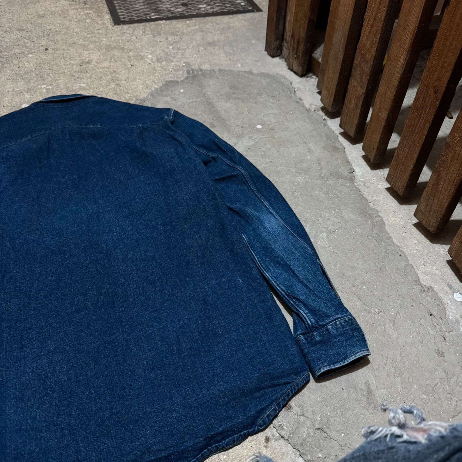 Helmut Lang S/S 1996 Helmut Lang denim shirt Size US S / EU 44-46 / 1 - 5 Thumbnail