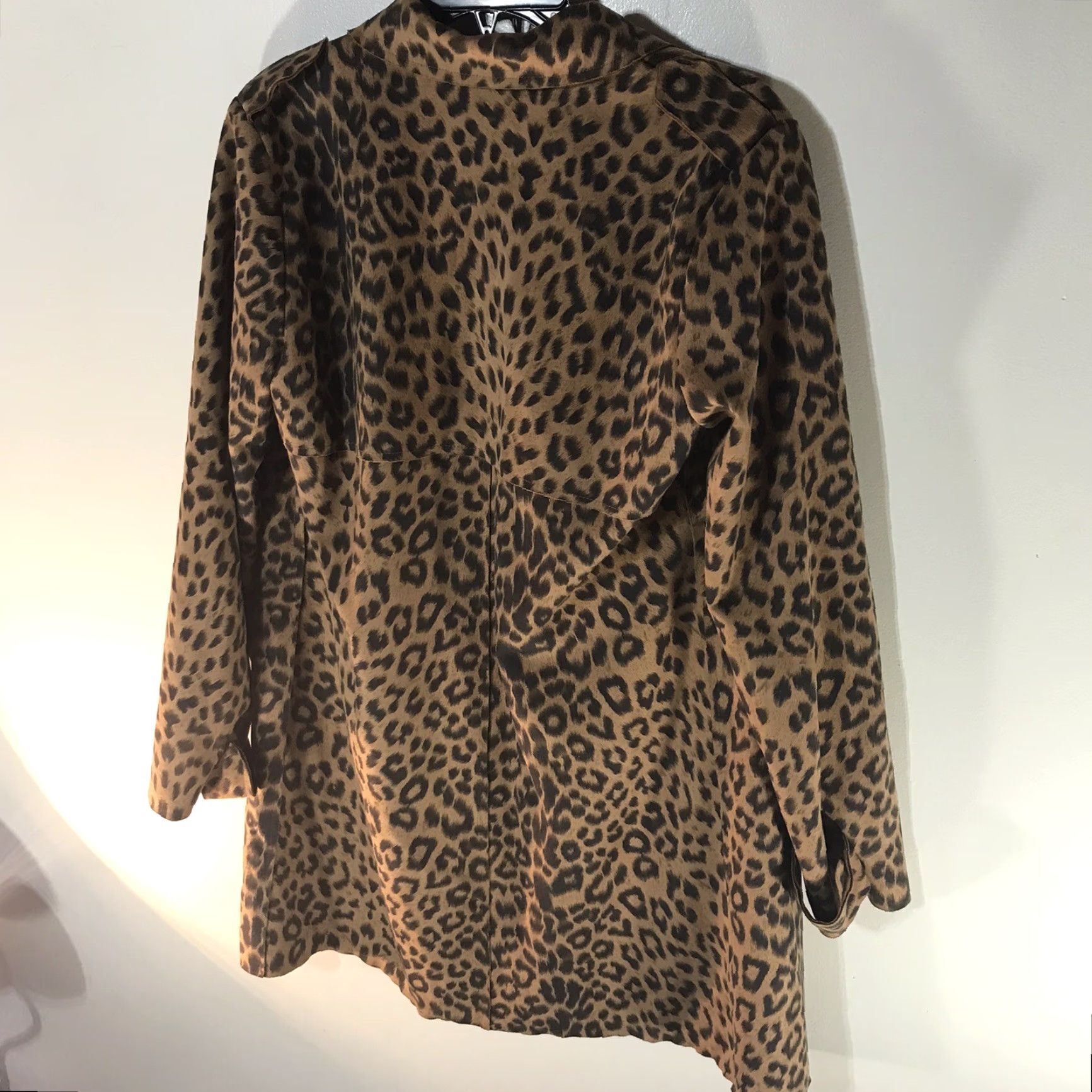 Forever 21 FOREVER 21 Long Jacket Shirt Womens Size S Multicolor Animal Print X-Soft Open Front Size S / US 4 / IT 40 - 2 Thumbnail
