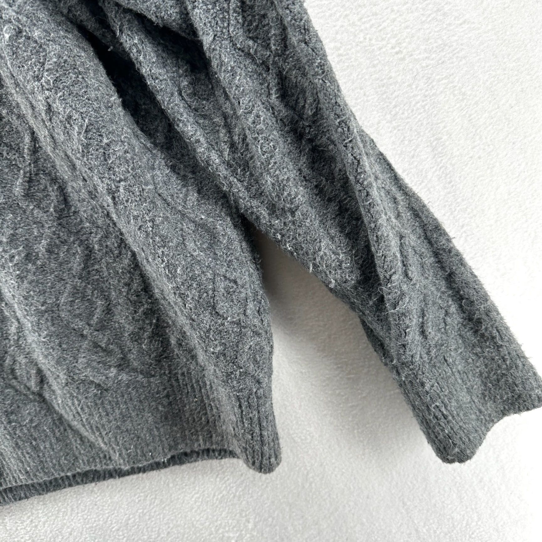 Abercrombie & Fitch Abercrombie & Fitch Pullover Sweater Gray Men's Small Oversized Long Sleeve Shirt Size US S / EU 44-46 / 1 - 5 Thumbnail