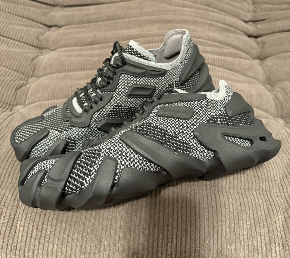 Bottega Veneta Bottega Veneta Flex Sneakers Size US 8 / EU 41 - 1 Thumbnail