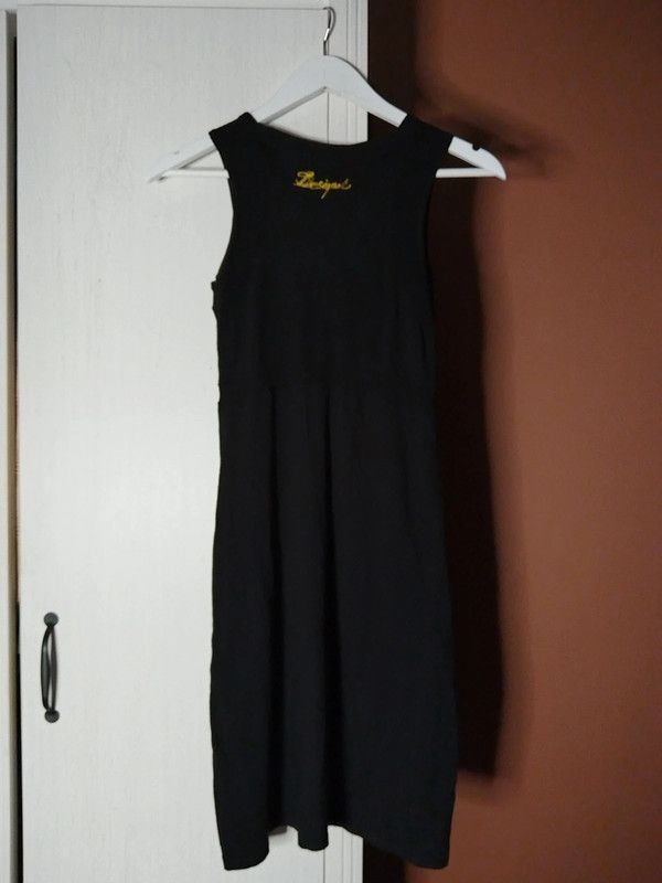 Desigual Desigual fitted black dress Size M / US 6-8 / IT 42-44 - 3 Thumbnail