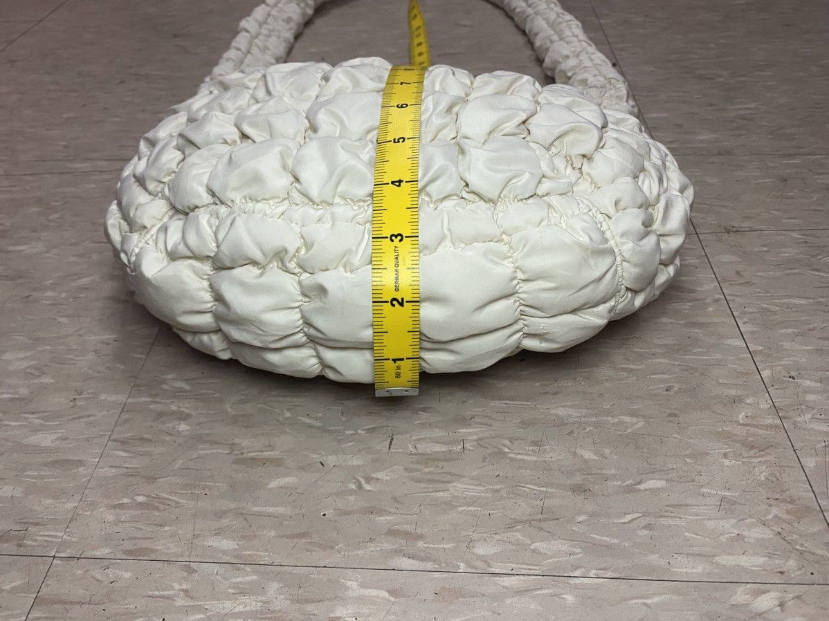 Cos × Designer COS quilted messenger bag Size ONE SIZE - 13 Thumbnail