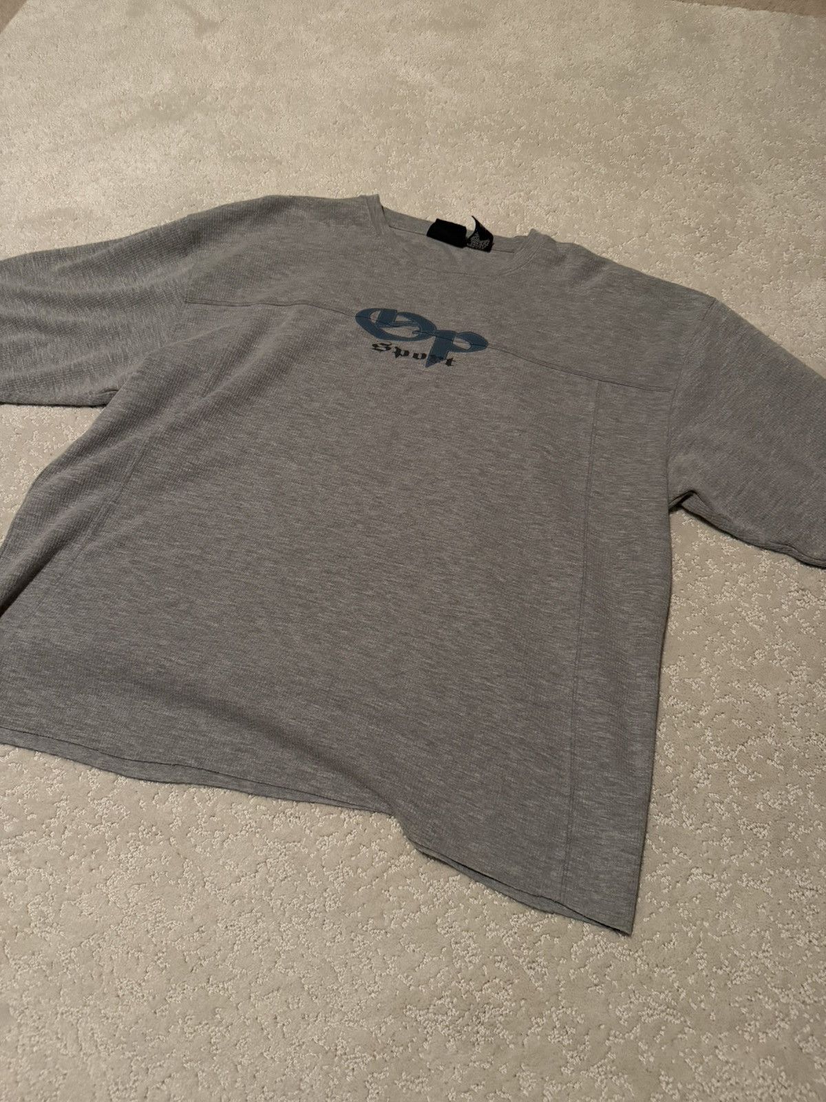 Other grey OP sport long sleeve shirt Size US L / EU 52-54 / 3 - 2 Thumbnail