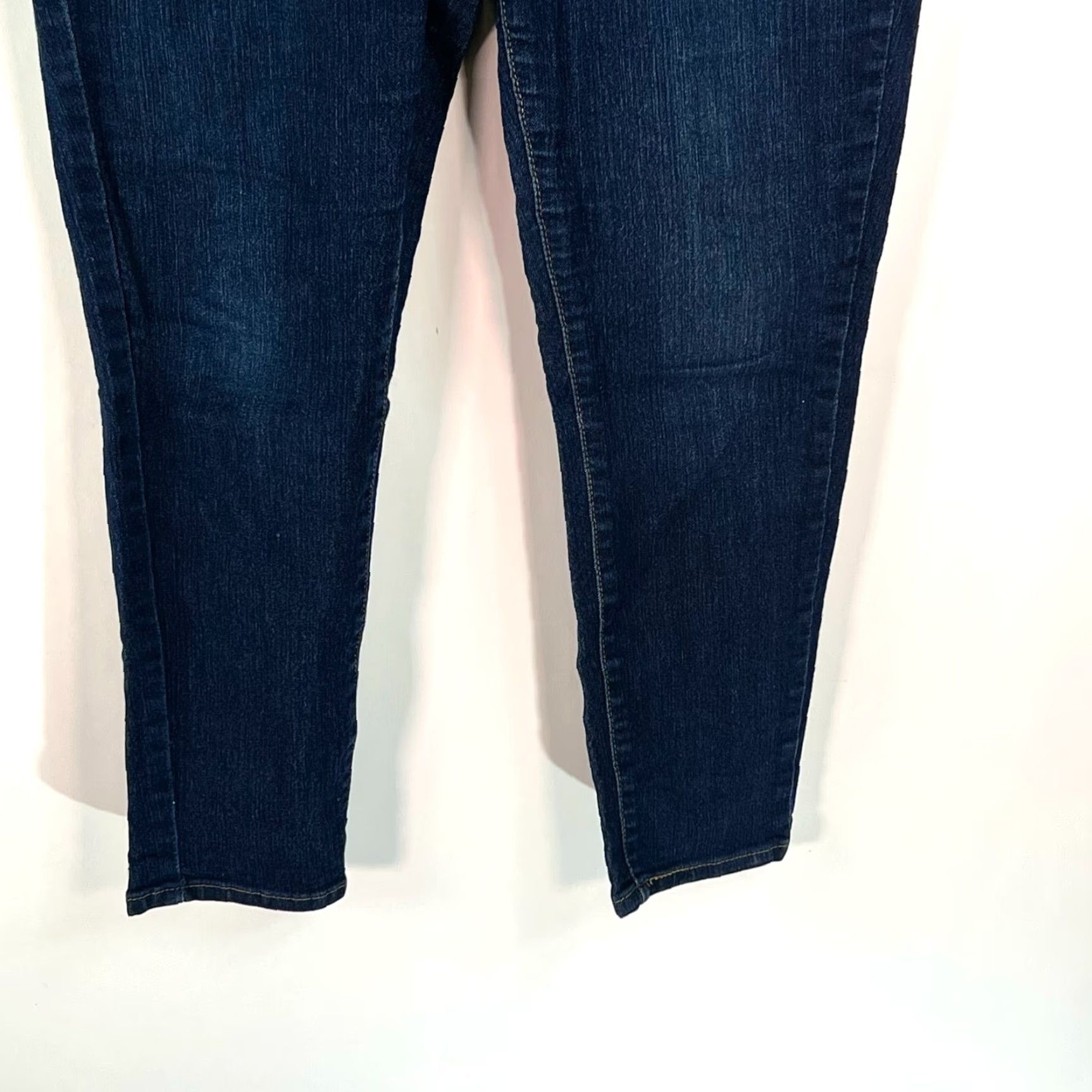 Levi's Levi's Signature Jeans Women Skinny Straight Fit Denim 30 Blue 30x27 5-Pocket Logo Belt Loops Size 30" / US 8 / IT 44 - 4 Thumbnail