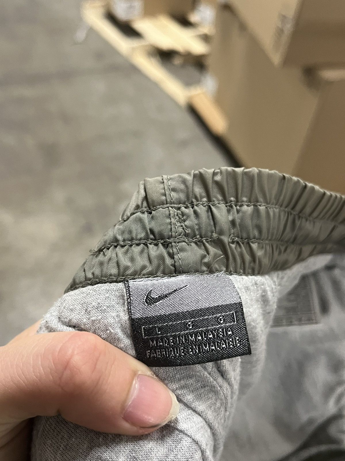 Nike Nike track pants y2k baggy fit streetwear hype rare drill Size US 32 / EU 48 - 8 Thumbnail