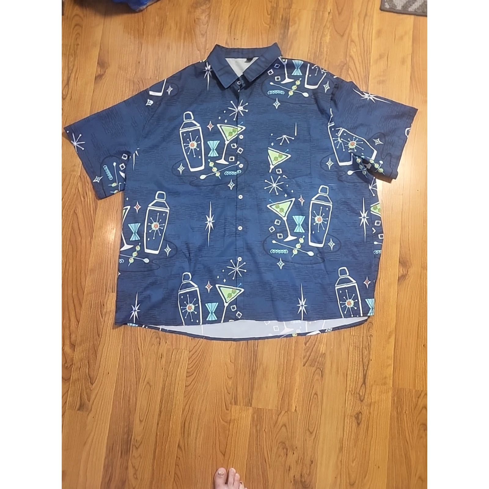 Vintage 4XL Button-Up Shirt Men Blues Satin 60" Chest 4X L Big & Tall Casual Party Cocktail Daiquiri Graphic Print Short Sleeve Size US XXL / EU 58 / 5 - 4 Thumbnail