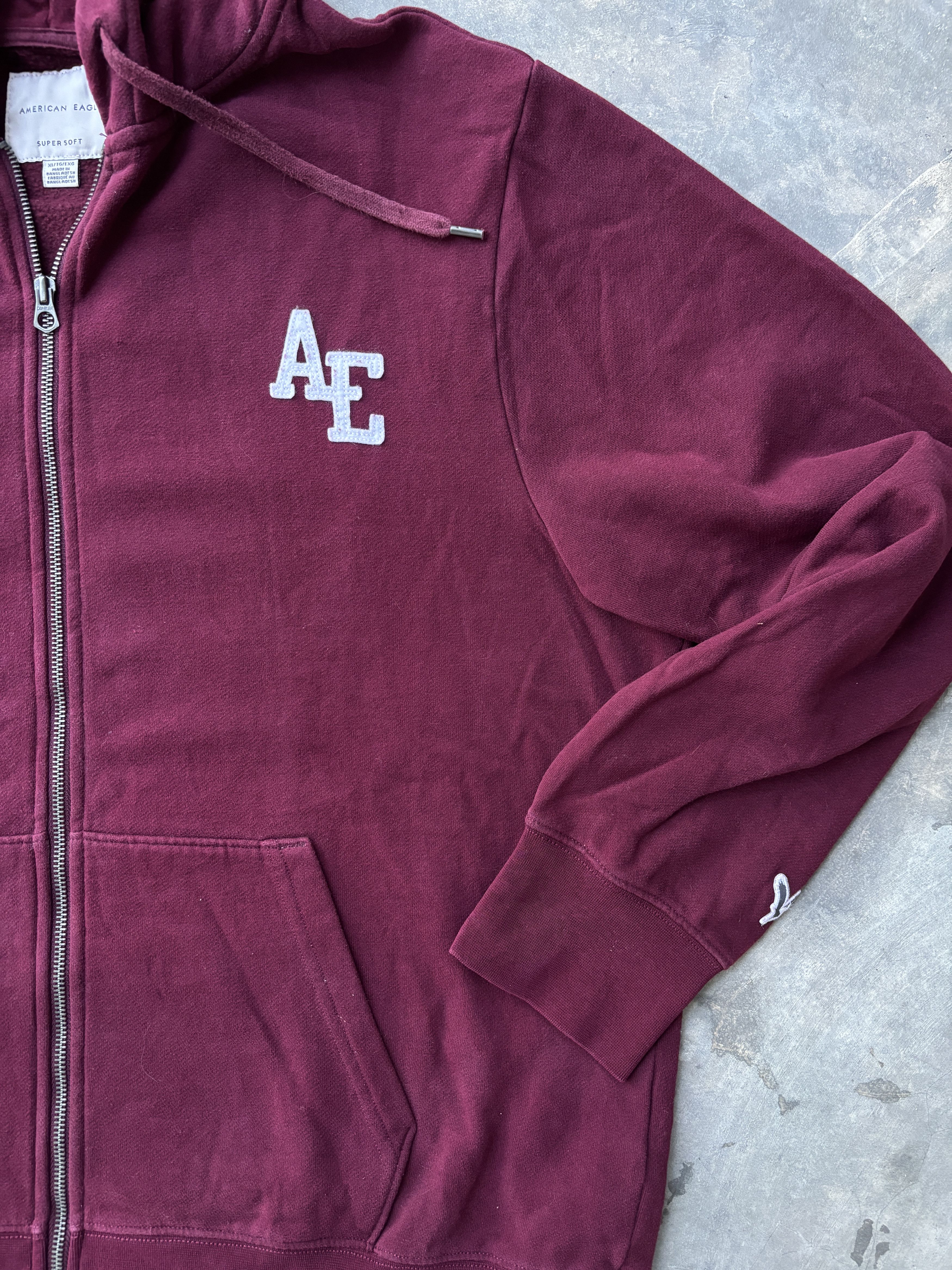 American Eagle Outfitters American Eagle Red Zip-Up Hoodie Size US XL / EU 56 / 4 - 4 Thumbnail