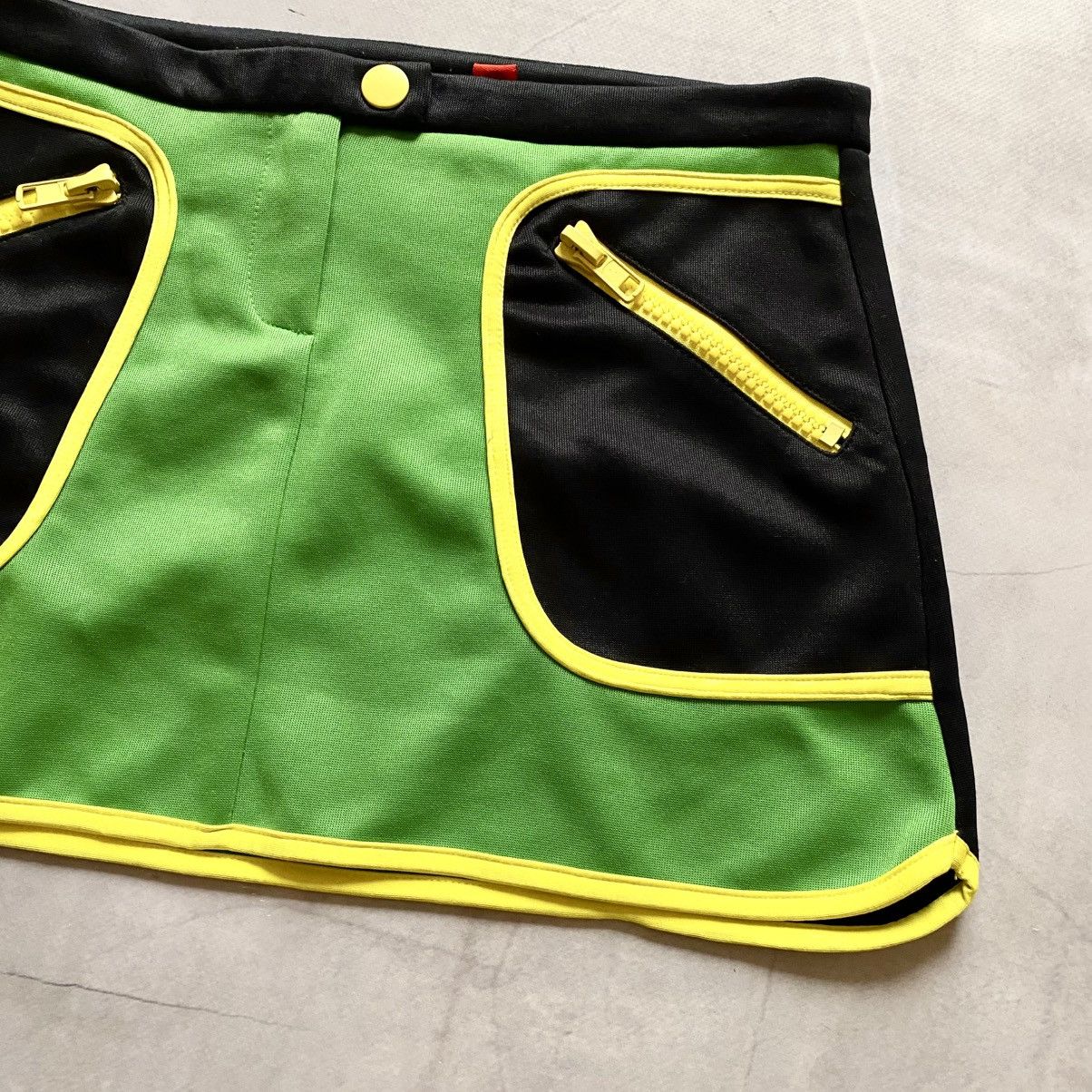 Miss Sixty RARE Fishbone Brazil Vintage Mini Skirt Cop Copine Vibe Size 25" / US 0 / IT 36 - 4 Thumbnail