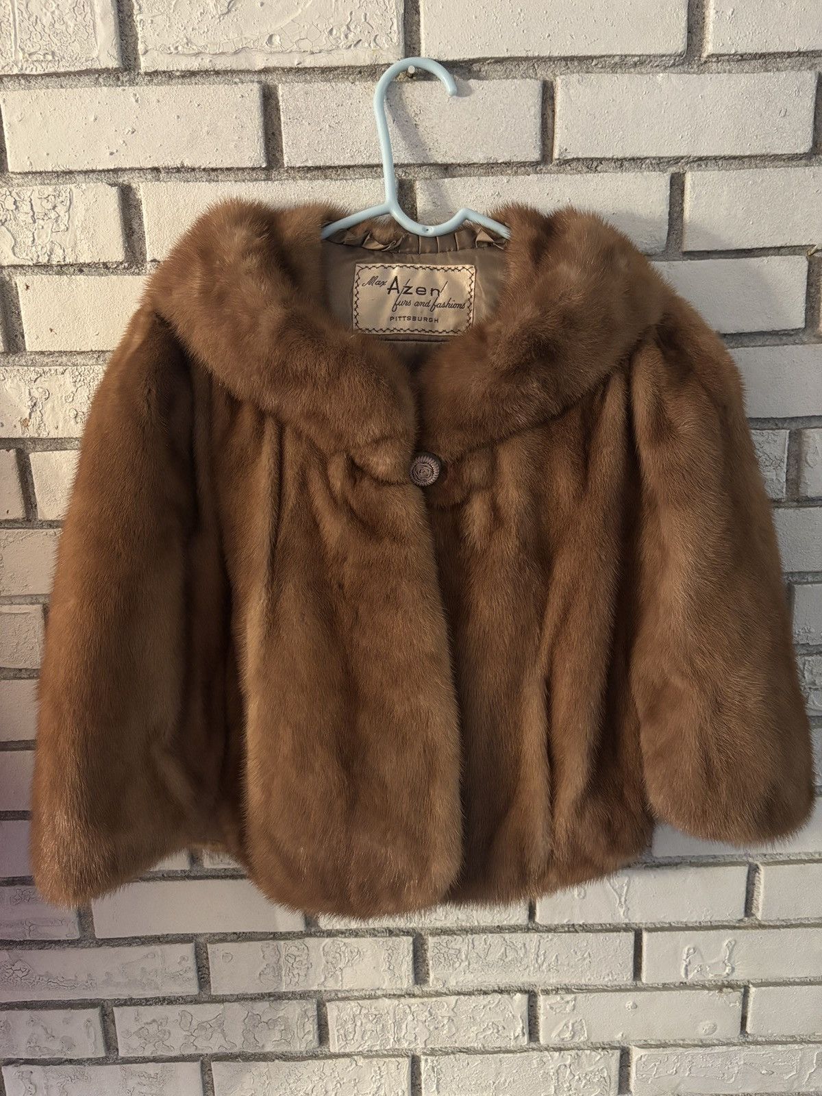 Other Max Azen Fur Shawl Size S / US 4 / IT 40 - 1 Thumbnail