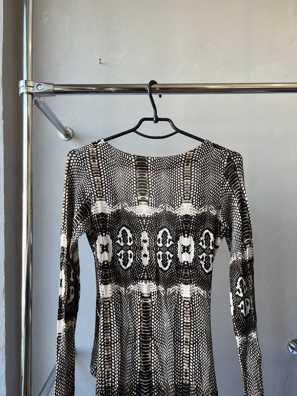 Grailed S/S 2005 ROBERTO CAVALLI RARE SNAKE PATTERN ARCHIVAL DRESS M Size M / US 6-8 / IT 42-44 - 13 Thumbnail