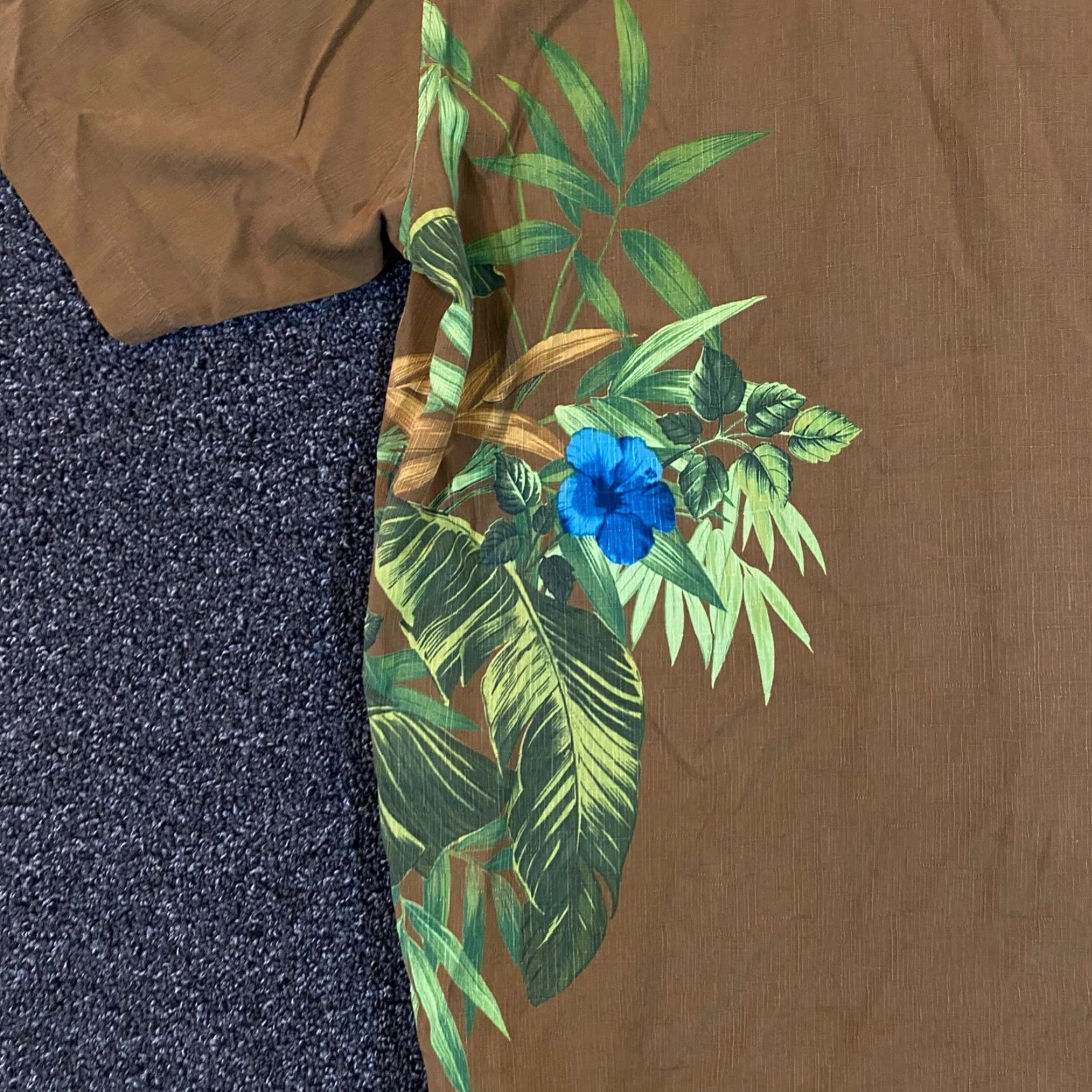 Tommy Bahama Tommy Bahama Shirt Mens Large Brown Green Floral Silk Button Up Outdoors S/S Size US L / EU 52-54 / 3 - 7 Thumbnail