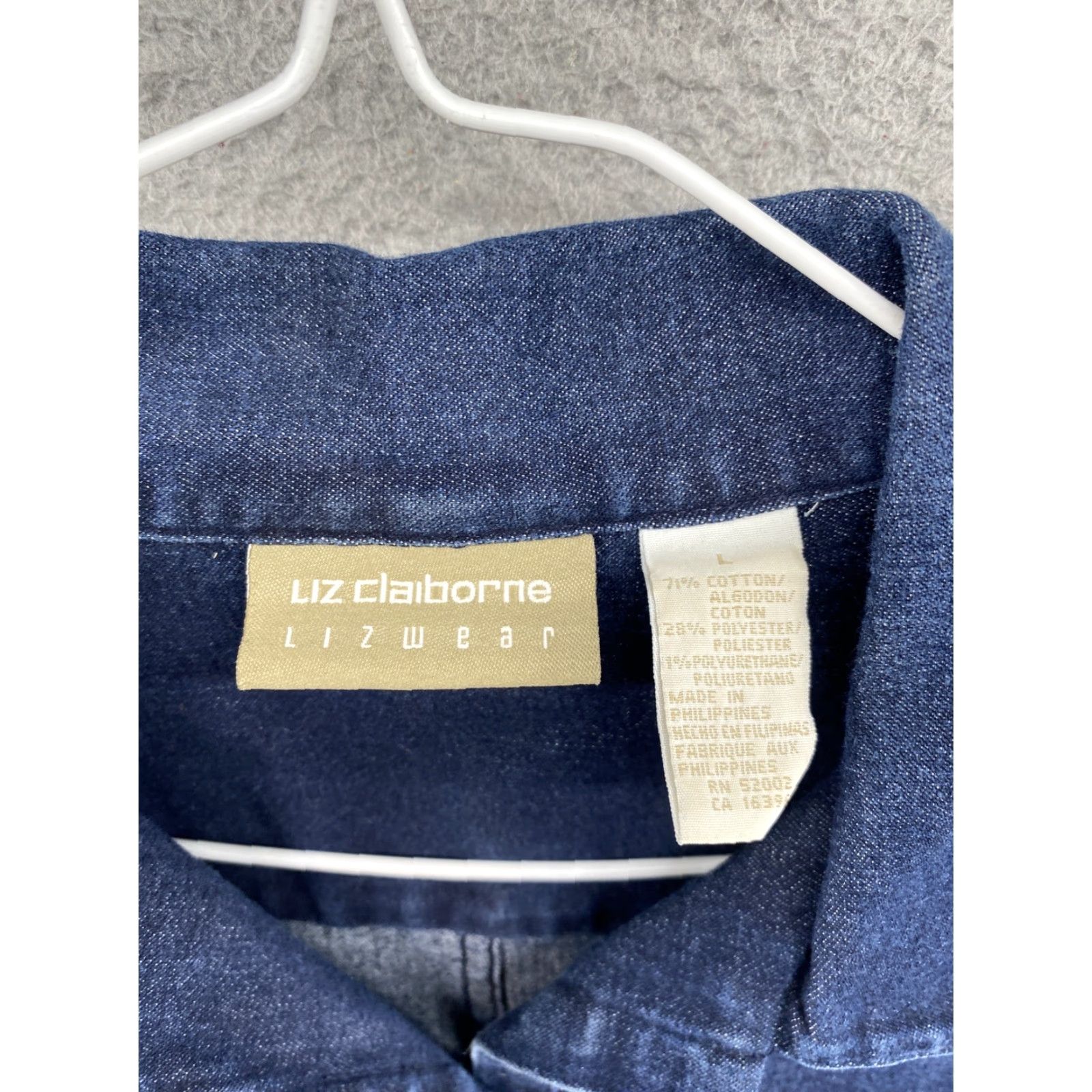 Liz Claiborne Liz Claiborne Liz Wear Dark Denim 1/4 Button Vest Women’s Size Large Jacket/Coat Short Sleeveless Blue 80s 90s American Mens Womens Girls Boys Size L / US 10 / IT 46 - 3 Thumbnail