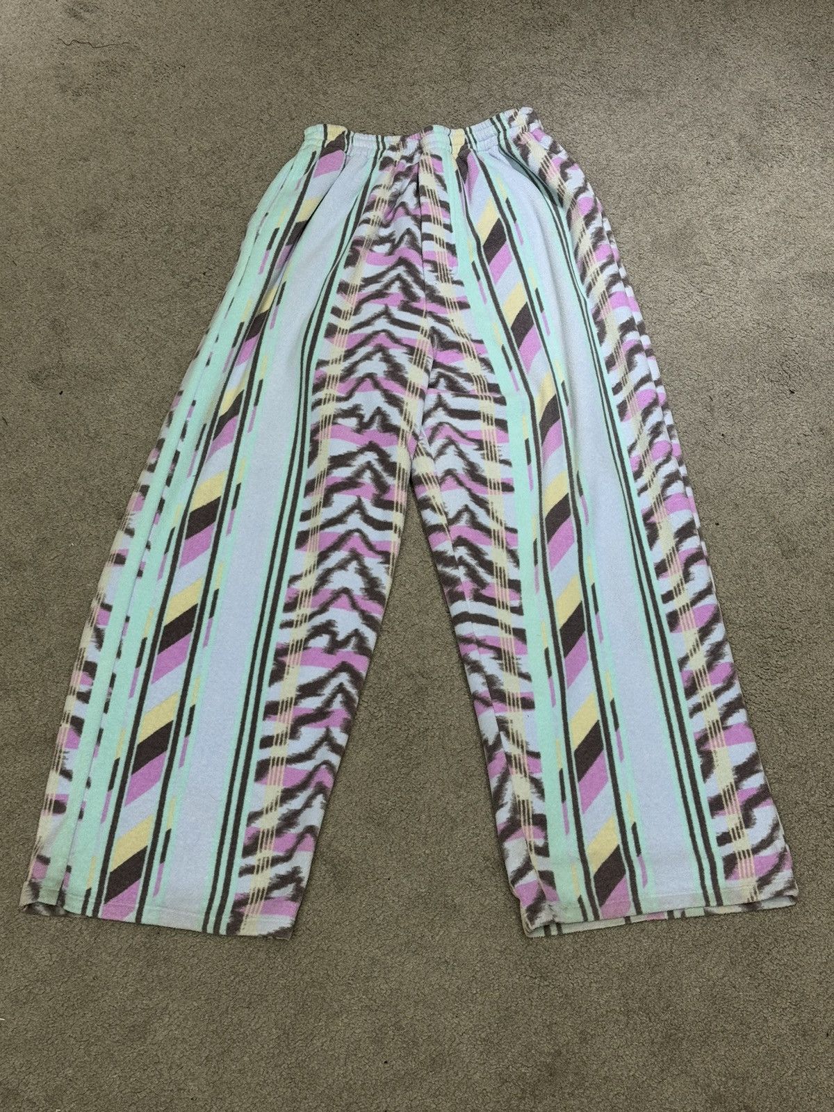 Balenciaga Balenciaga 24FW sweather pants Size US 30 / EU 46 - 1 Thumbnail