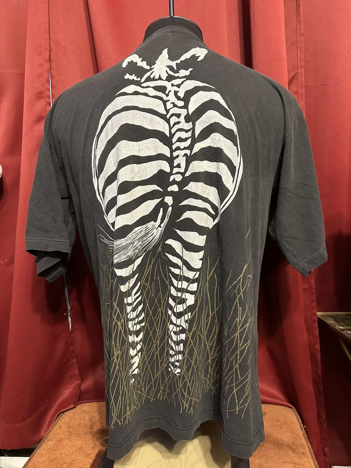 Vintage Vintage Zebra Animal Tshirt 90’s All Over Print Nature Grail Size US XL / EU 56 / 4 - 2 Thumbnail
