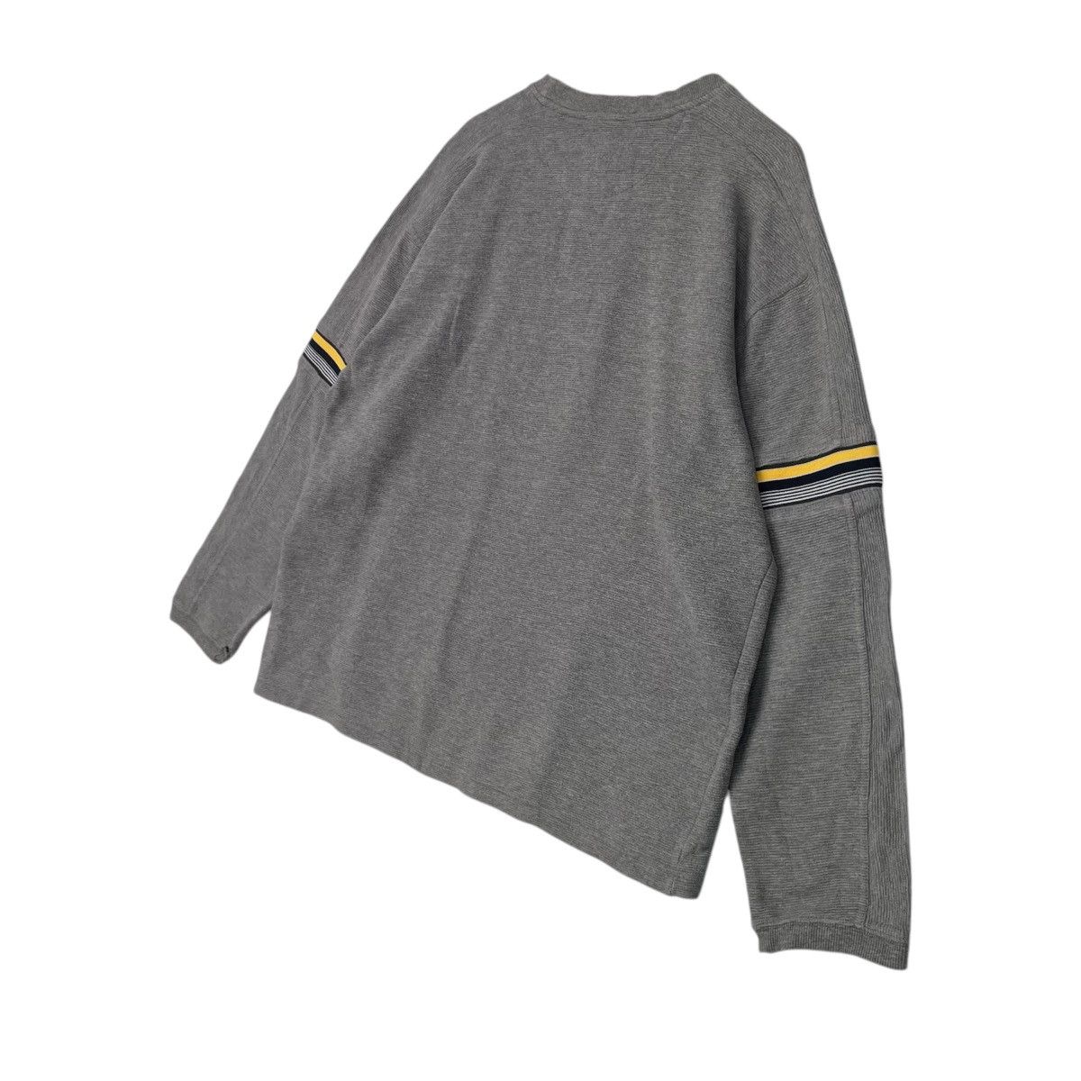 Designer × Vintage Vintage Hoodie/sweater y2k swishy windbreaker material cargo Size US L / EU 52-54 / 3 - 5 Thumbnail