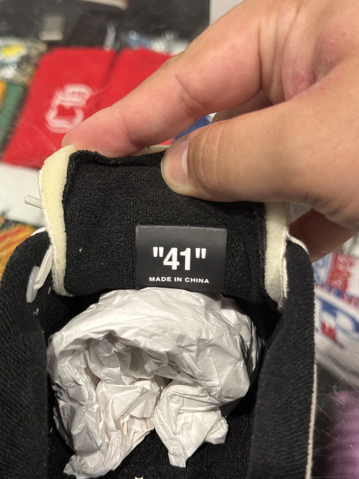 Off-White Off-White Out Of Office White Black Gum Size: 41 EU / 8 US Size US 8 / EU 41 - 7 Thumbnail