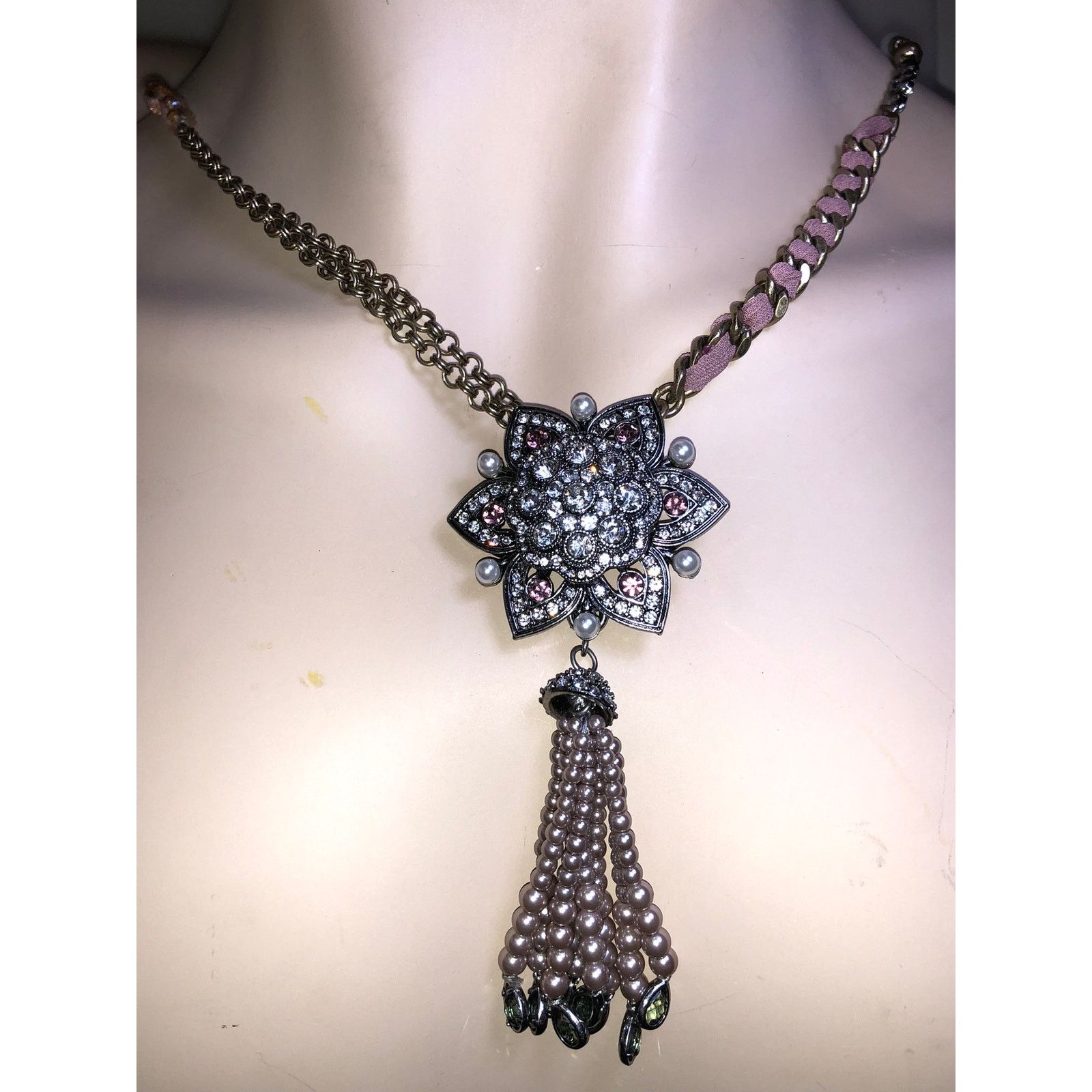 Other CHLOE + ISABEL crystal lotus tassel statement necklace- N129 Size ONE SIZE - 1 Thumbnail