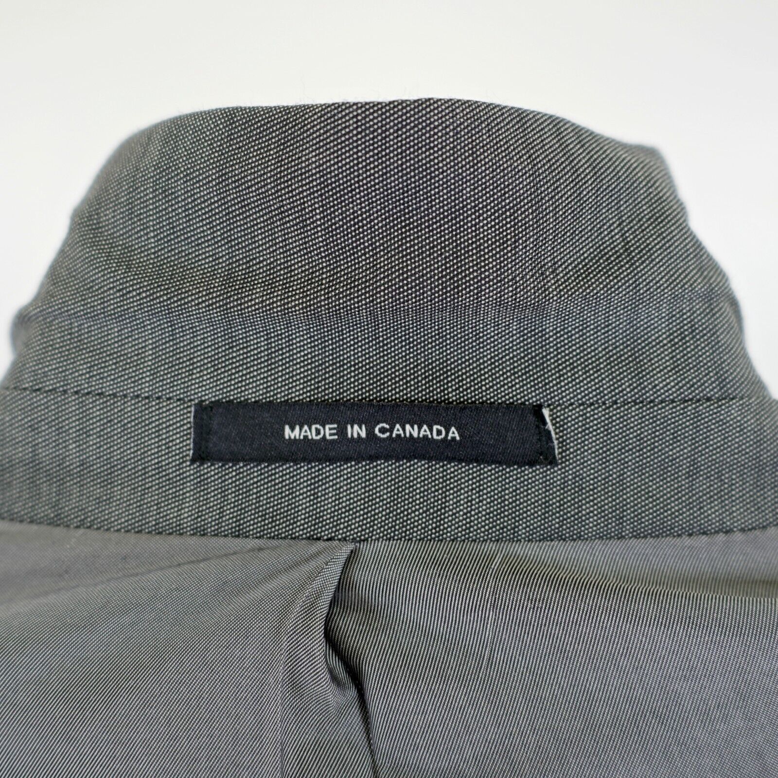 Calvin Klein Calvin Klein Wool Gray Birdesye Peak Lapel 44L Blazer 2 Butt Size 44L - 12 Thumbnail