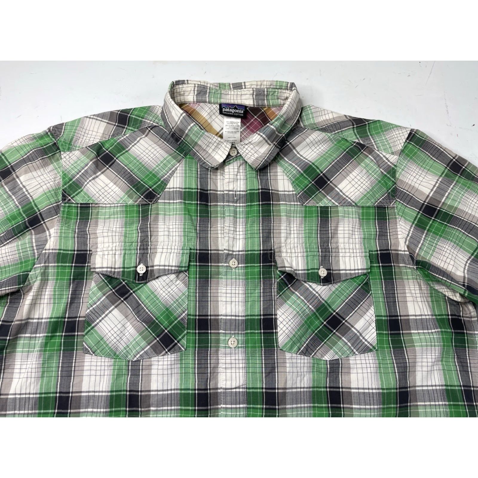 Patagonia Patagonia Shirt Mens XL Plaid Green Three Trees Organic Cotton Button-Up Short Sleeve Casual Workwear Size US XL / EU 56 / 4 - 2 Thumbnail