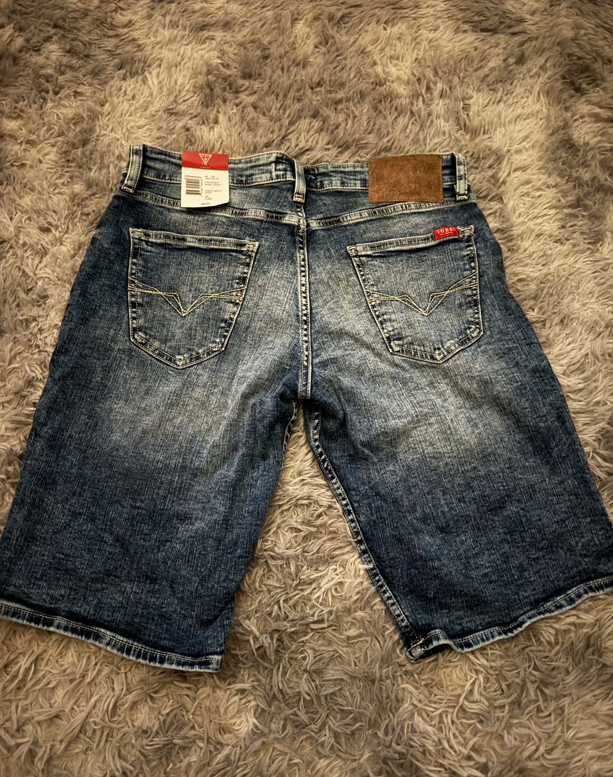 Guess Distressed Name Brand Blue Denim Shorts Deadstock Size 32 Size US 32 / EU 48 - 2 Thumbnail