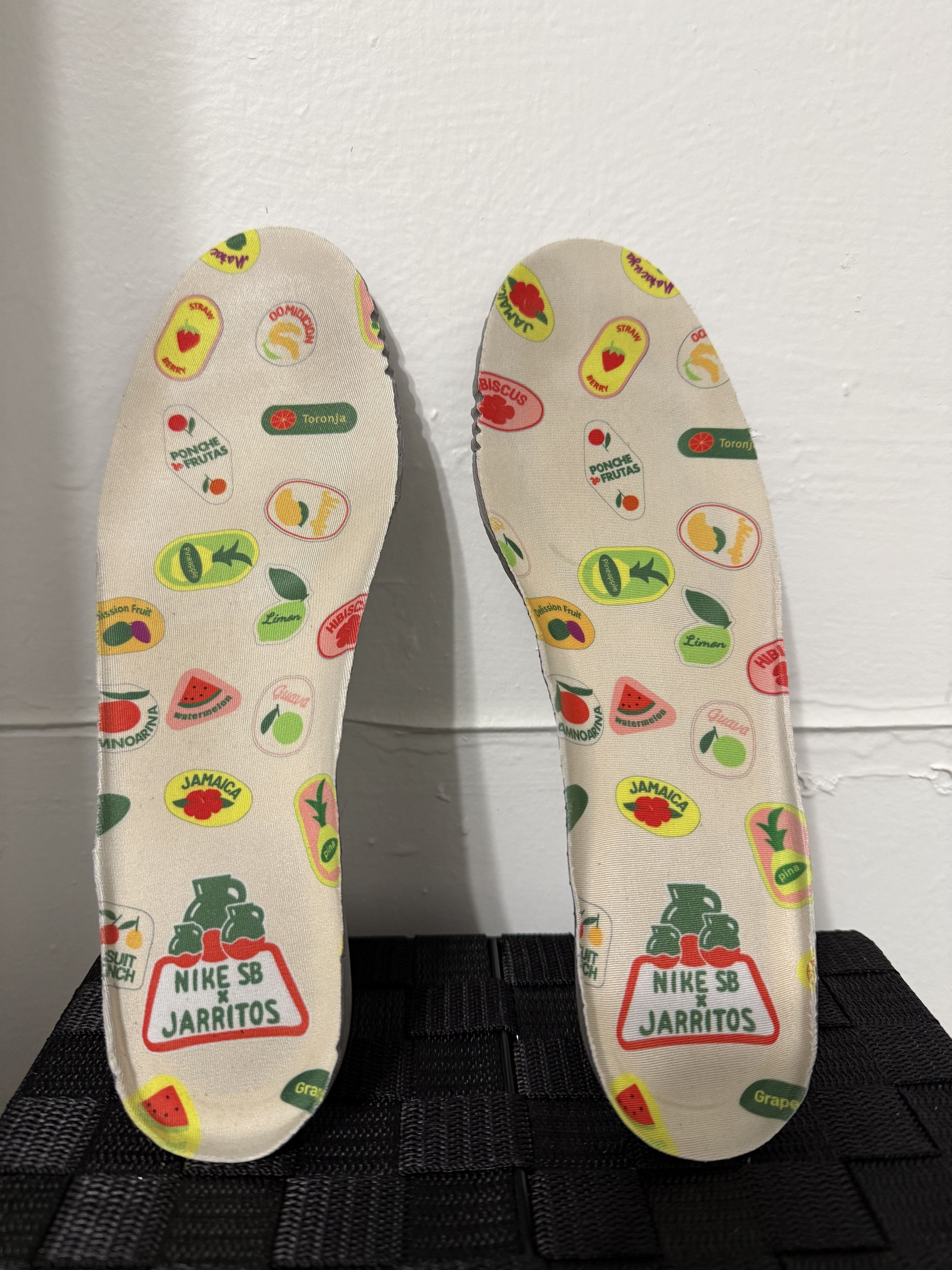 Nike Nike SB Dunk Low Jarritos Size US 8 / EU 41 - 16 Thumbnail