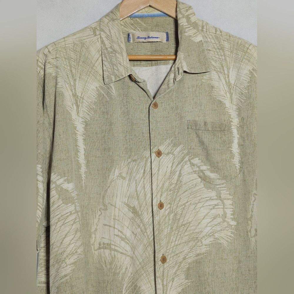 Tommy Bahama Tommy Bahama Silk Sz XL Olive Palm Print Shirt Size US XL / EU 56 / 4 - 2 Thumbnail