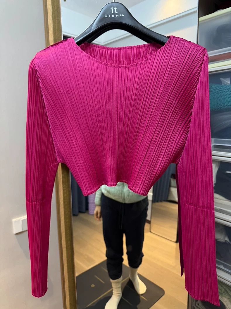 Issey Miyake issey miyake Rose-red top Size S / US 4 / IT 40 - 2 Thumbnail