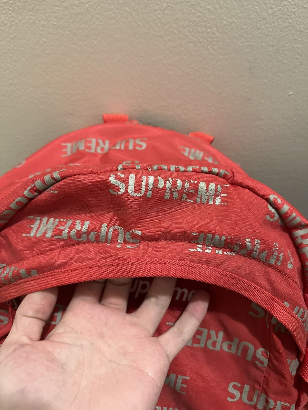 Supreme FW16 Supreme Reflective Repeat Logo Backpack Red Size ONE SIZE - 10 Thumbnail