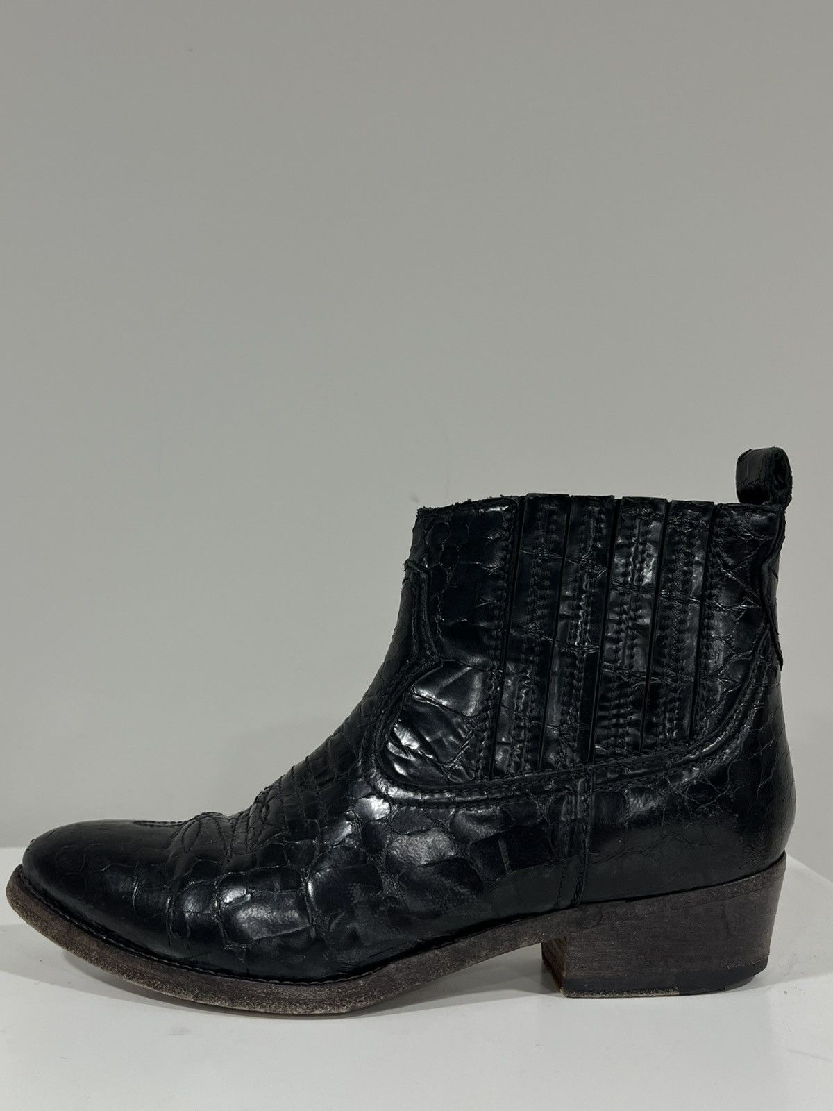Golden Goose Chelsea boot. Size 36 Size US 6 / IT 36 - 8 Thumbnail