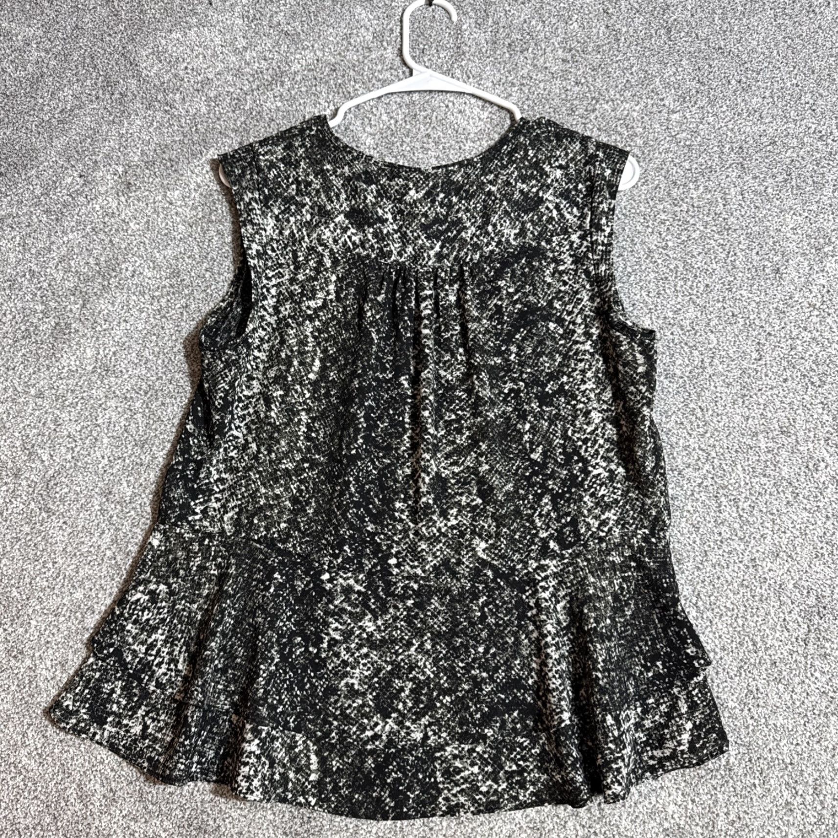 Mossimo Mossimo Top Women M Blouse Sleeveless V-Neck Lace Gothic Dark Academia Boho Whimsigoth Romantic Black Polyester Size M / US 6-8 / IT 42-44 - 6 Thumbnail