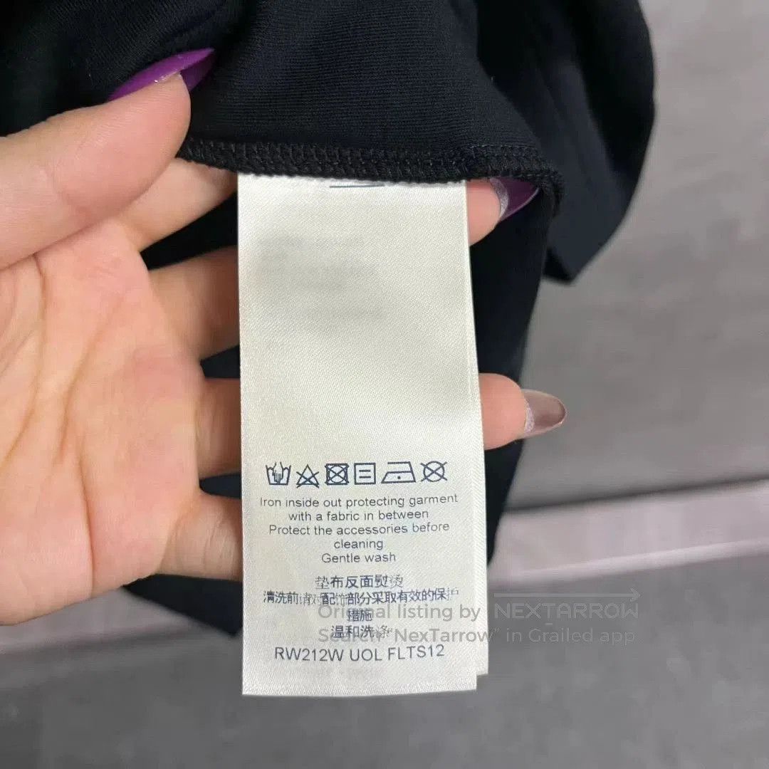 Louis Vuitton louis vuitton black cotton short sleeve t. Size US M / EU 48-50 / 2 - 3 Thumbnail